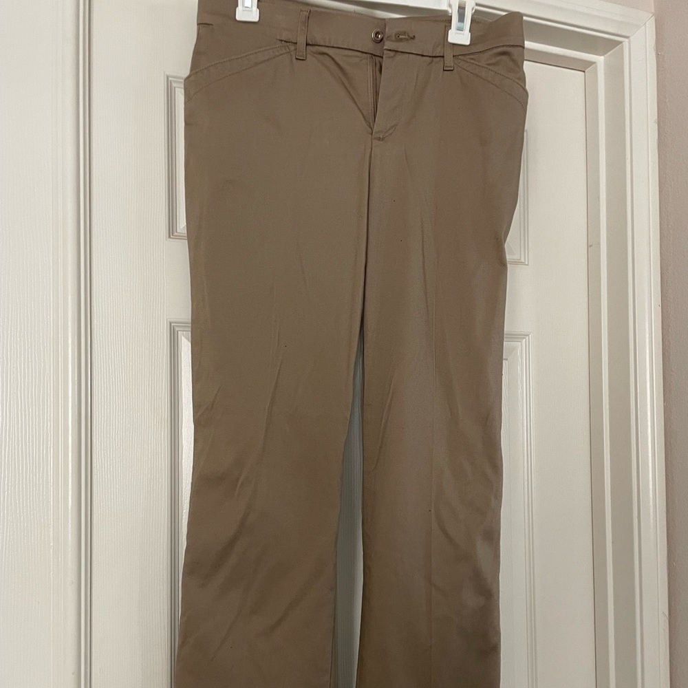 Women’s sz 8 Lee straight leg office slack